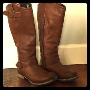 Steve Madden Fairmont brown boot